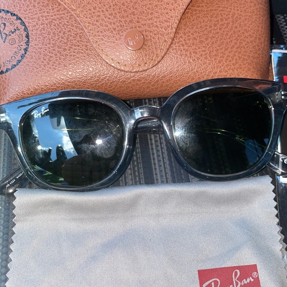 Ray-Bans - Picture 2 of 9